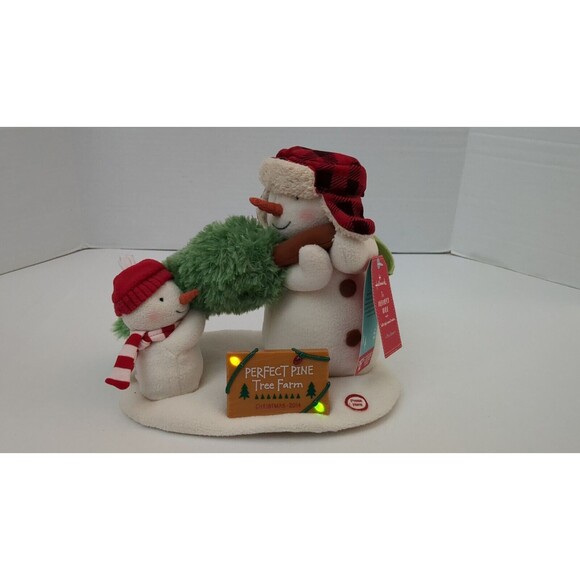 Hallmark Jingle Pals Perfect Pine Tree Farm 2014 - Picture 4 of 11